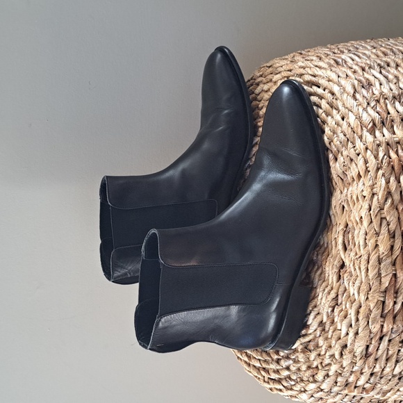 Bruno‎ Magli Mens Mariano Black Leather Pull On Chelsea Boots Elastic Panels S-9 - Picture 1 of 8